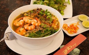 Crab Cake Soup with Red Rice Noodles “Super clean” at Trieu Viet Vuong