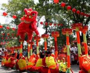 Festival of Dong Phi village in Ung Hoa, Hanoi