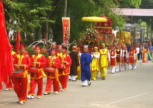 Thap Tam Trai (13 villages) Festival at Bach Thao Park of Hanoi