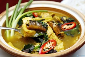 Delicious eel dishes at Hoang Ngoc Phach
