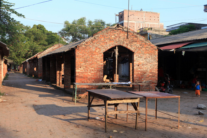 200 Year Old Village Near Hanoi (8)