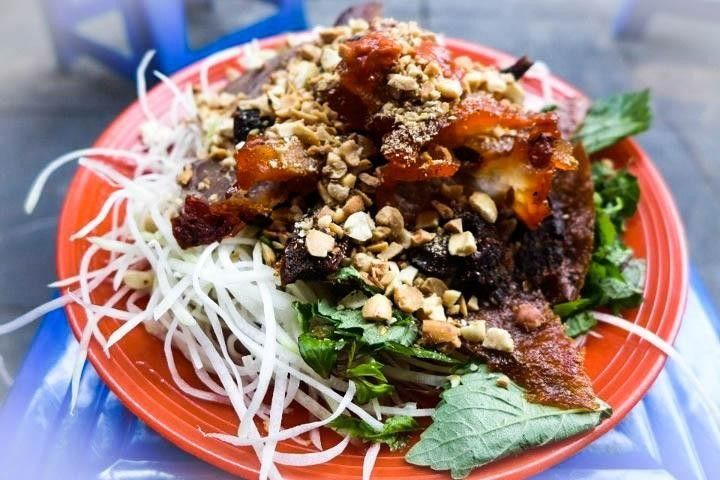 Enjoy Hanoi Specialties In Two Shortest Streets  (4)