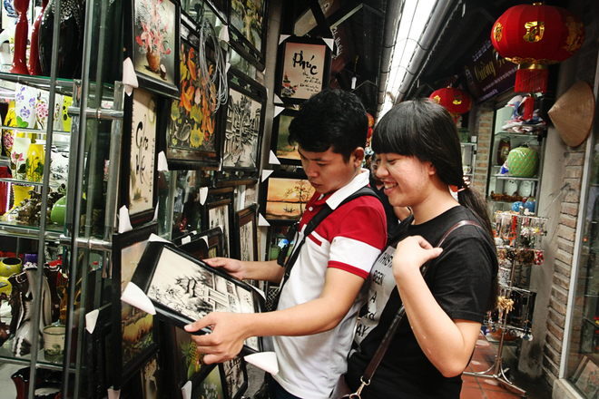 Traditional Ceramic Village In Hanoi  (2)