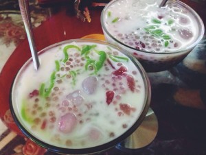 Addresses For Street Food Of Five Famous Markets in Hanoi