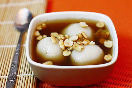 Popular Sweet Soups In Hanoi Autumn (2)