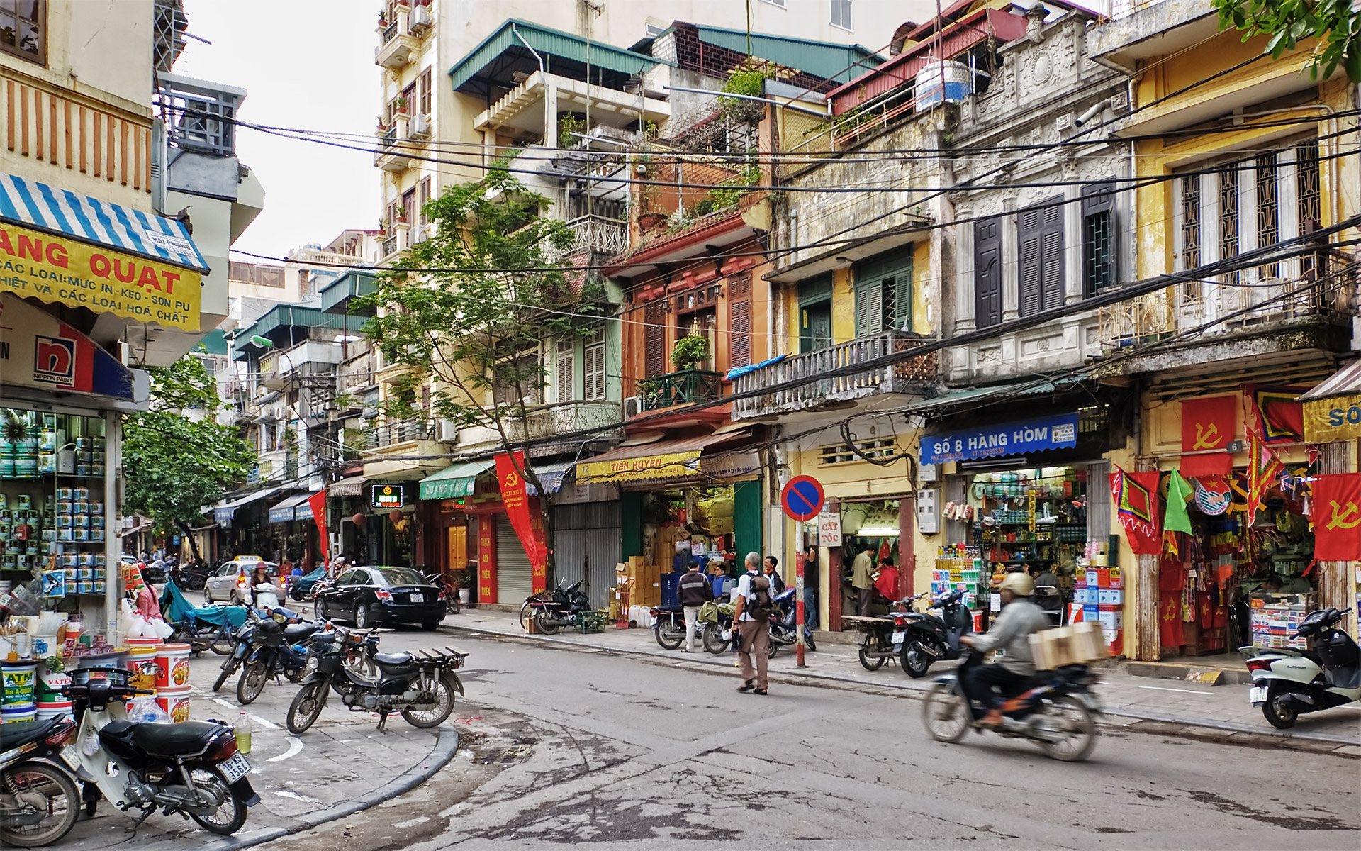 What To Buy In Hanoi Old Quarter