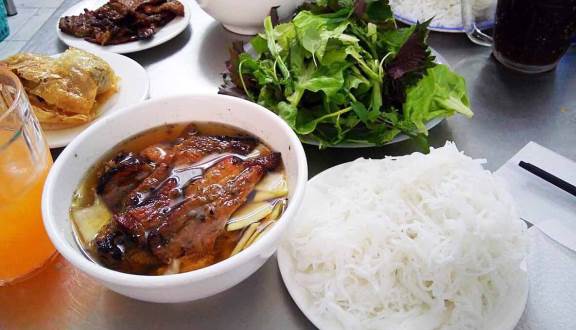 VIETNAMESE NOODLE SHOP WHERE ANTHONY BOURDAIN ATE BUN CHA WITH