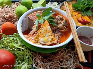 Bun rieu cua – the incredible noodle soup
